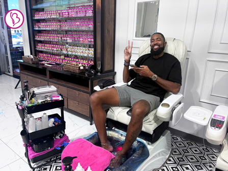 Client enjoying midday pampering at Bnails Amarillo