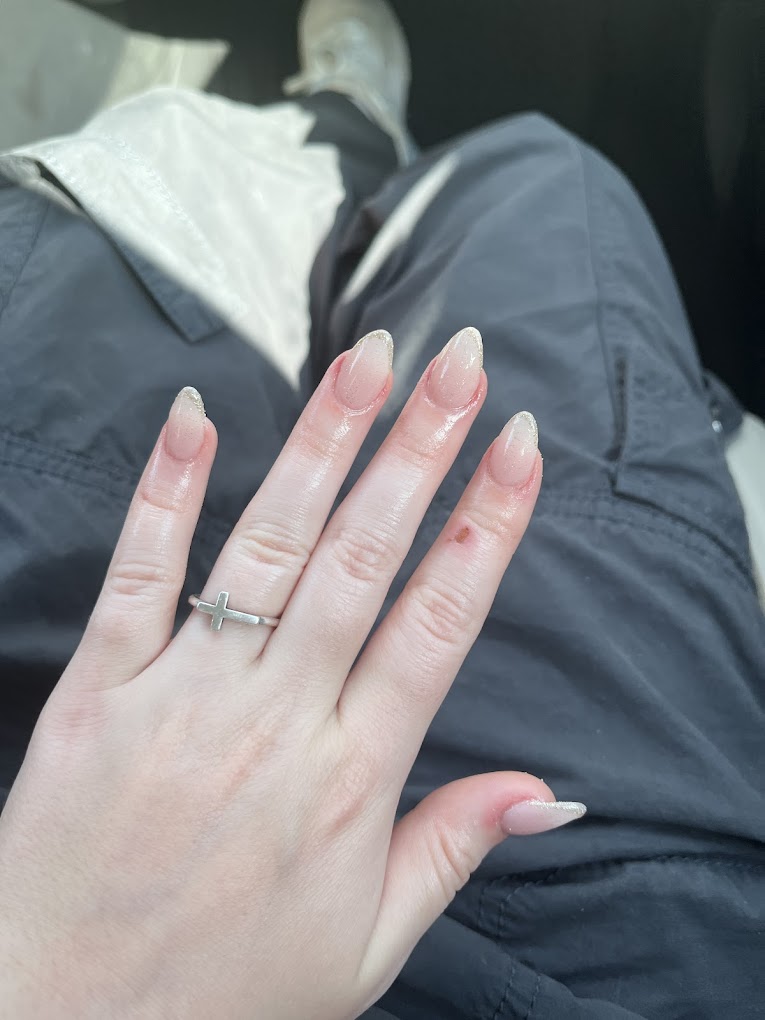 Soft pastel ombré nails creating a beautiful gradient look at Bnails Cedar Park