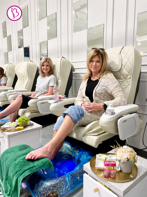 Expert nail technicians at salon open on Sunday near me